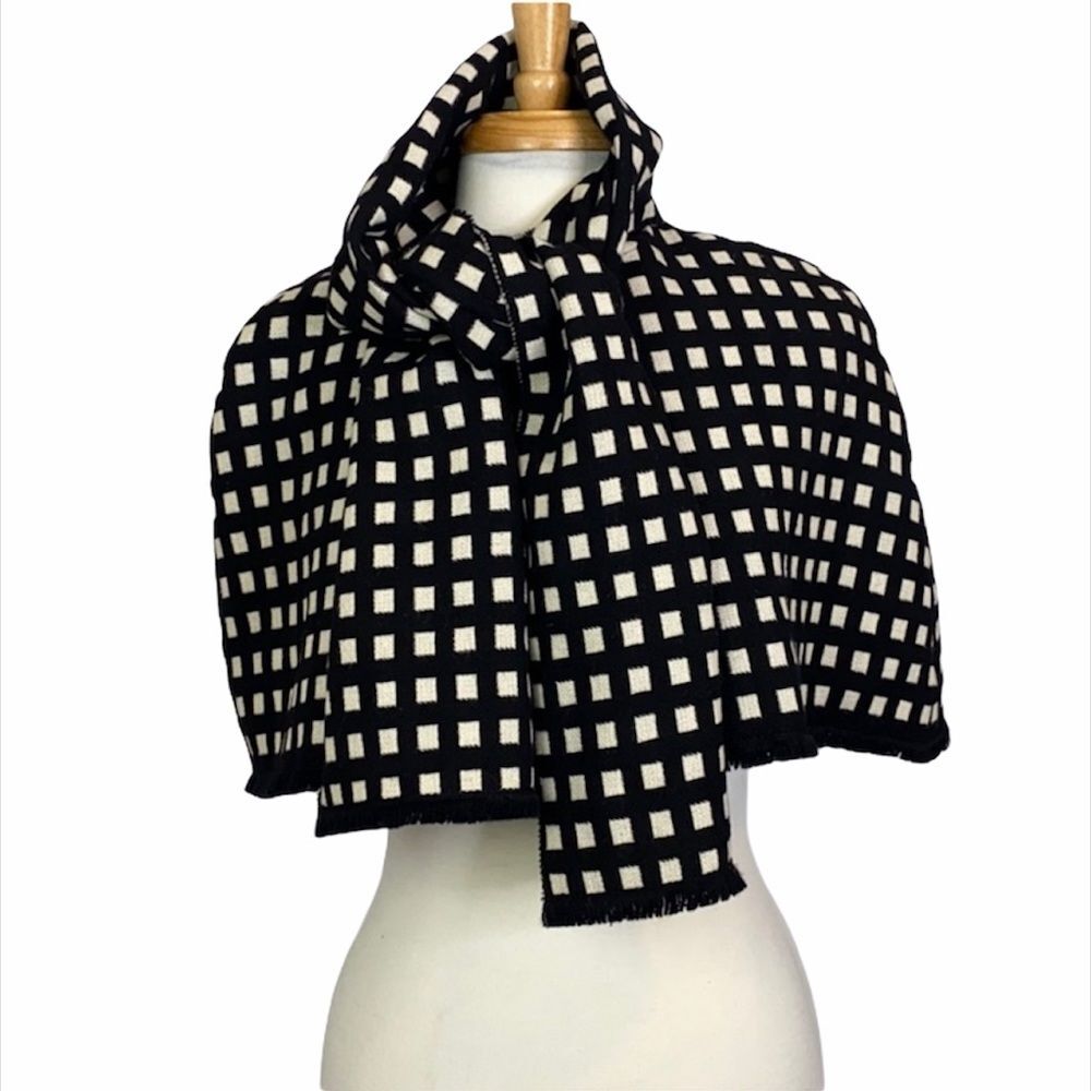 Eccoci Shawl with attached Scarf Size XS